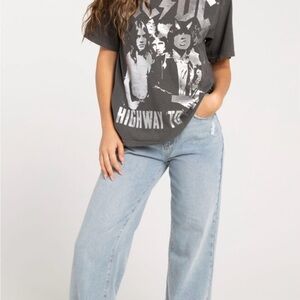 AC/DC Foil Womens Boyfriend Tee size Medium